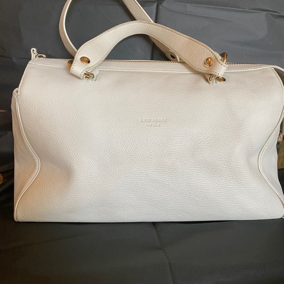 SALE 🔴 Kate Spade Satchel - Picture 2 of 10